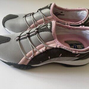 Brand New Ladies Dr Scholl's Sneakers Size 6